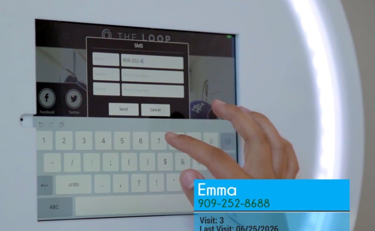 Restaurant contact collection screen where a guest enters a phone number to receive a photo